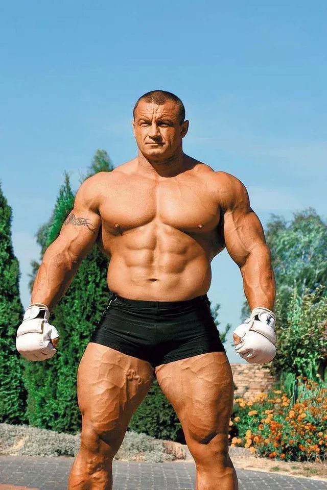 Mariusz Pudzianowski is Stronger Than He Seems